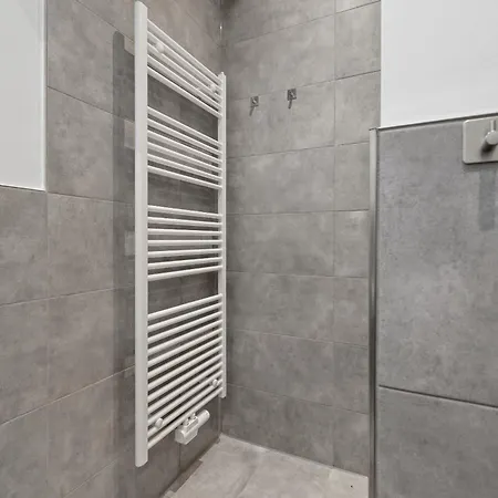 Frisch Renovierte - Zentral/ruhig/modern Augsburgo